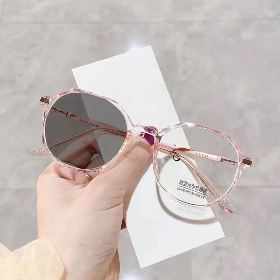Photochromic + Anti Blue Light Glasses (GucciStyle)