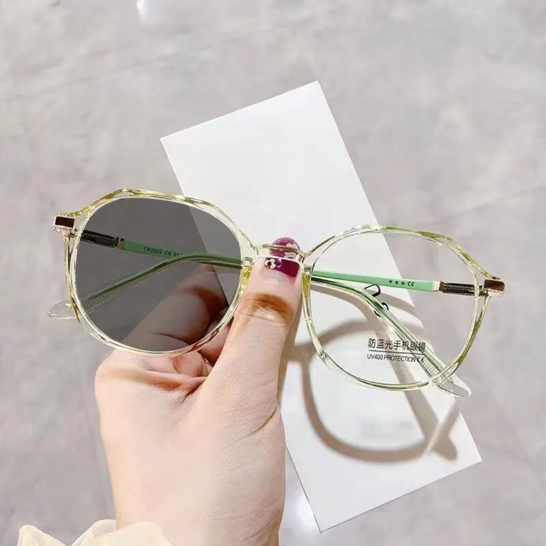 Photochromic + Anti Blue Light Glasses (GucciStyle)