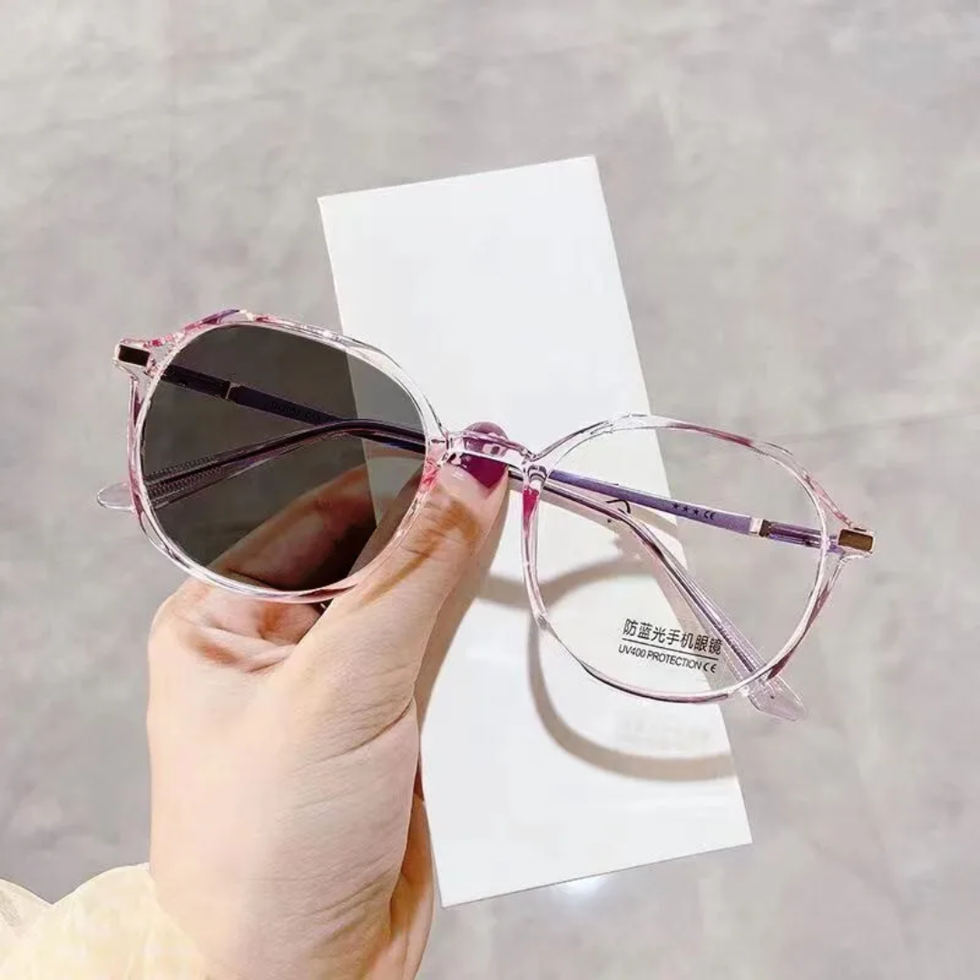 Photochromic + Anti Blue Light Glasses (GucciStyle)